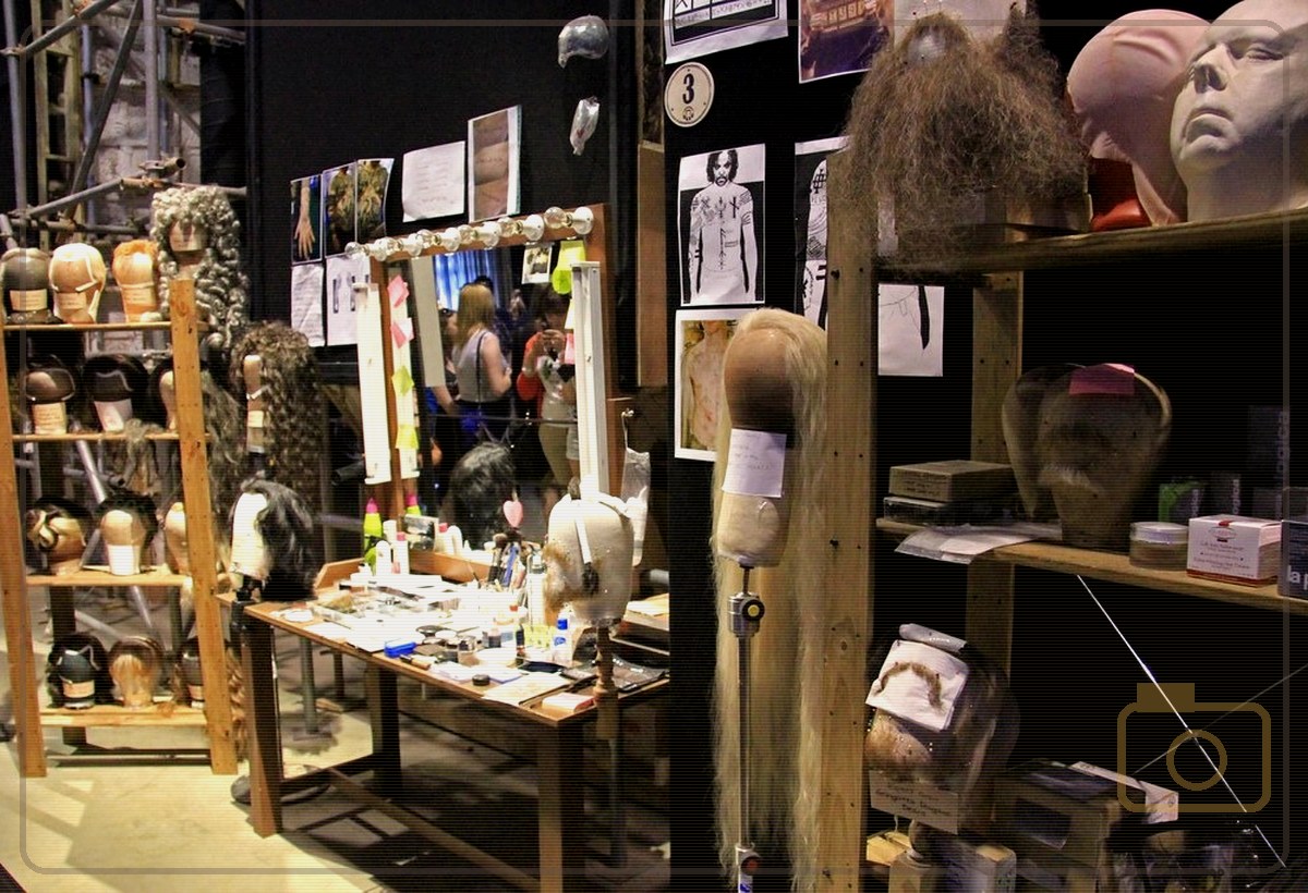 photo studio journal topic